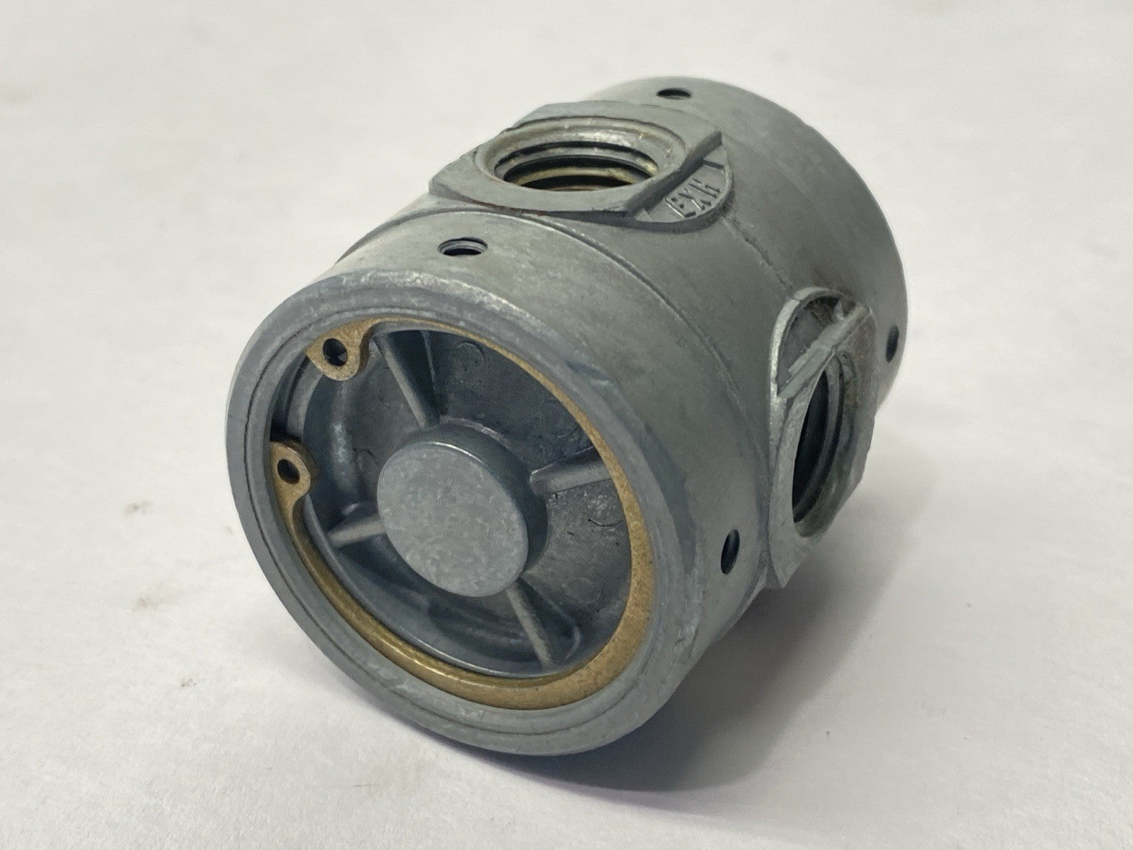 250A | Humphrey Air Piloted 3-Way Vacuum Valve - Used - Maverick Industrial Sales