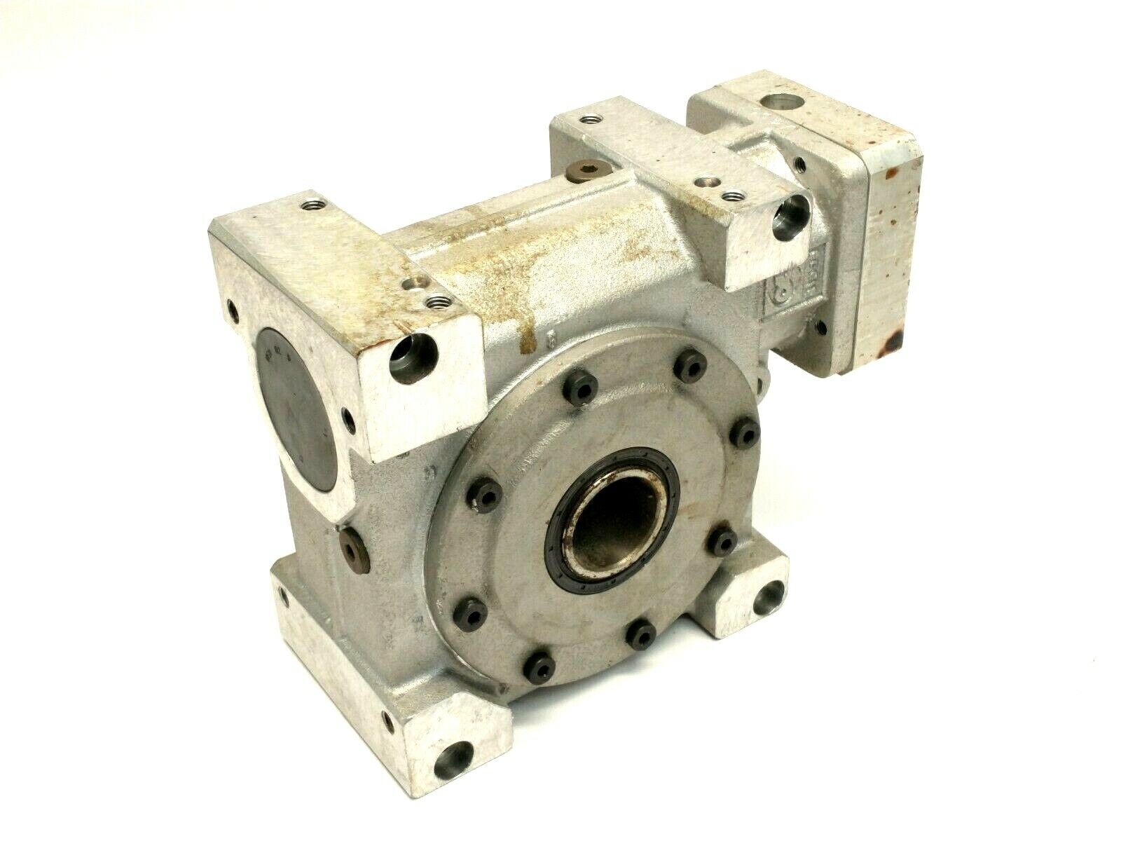 Alpha VDT 063-MF1-40-041-AE Worm Reducer 40:1 1-1/16" to 1-9/16" Bore - Maverick Industrial Sales