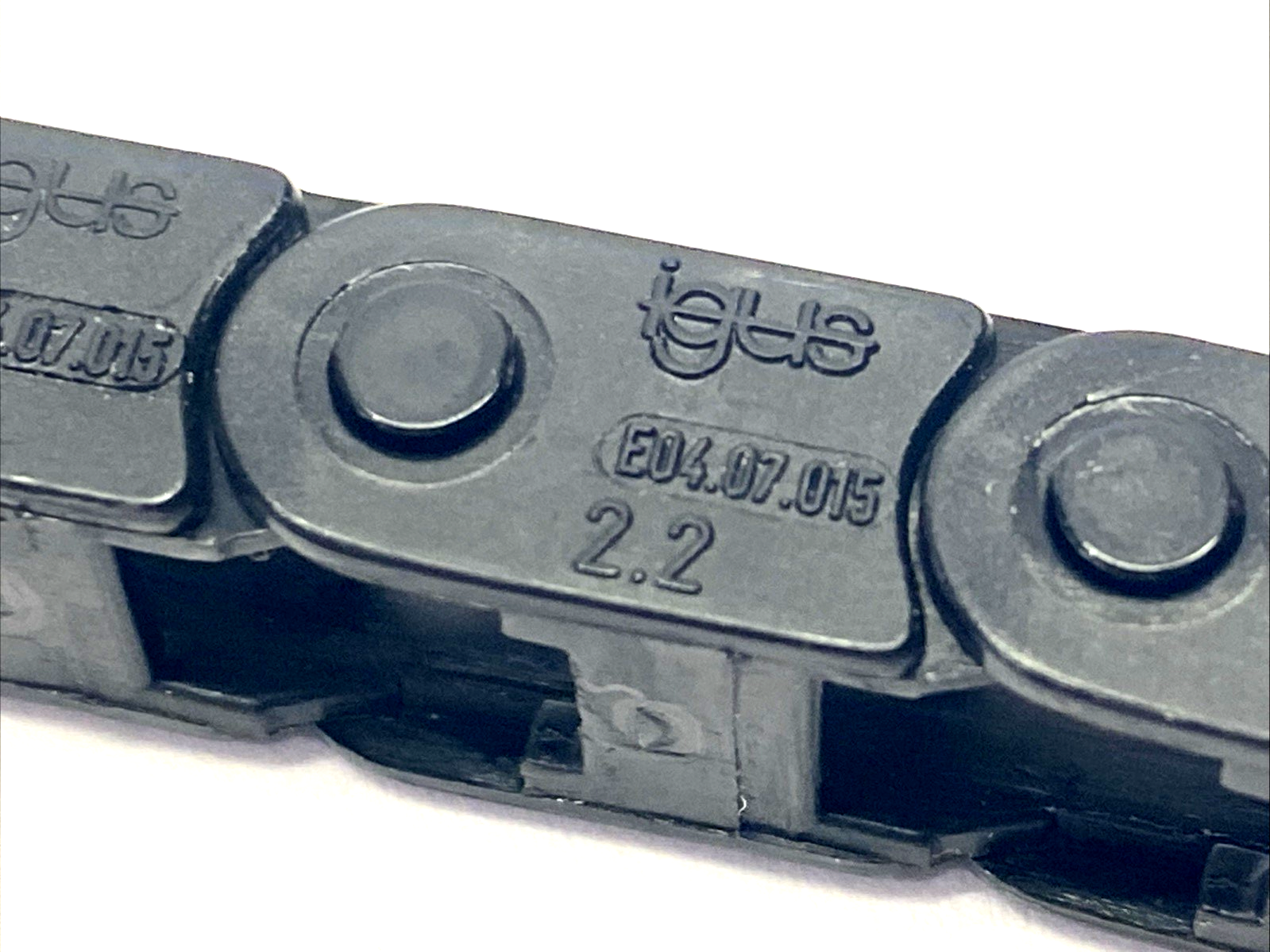Igus E04-07-015-0 E-Chain Cable Carrier 89" Total Length E04.07.015 - Maverick Industrial Sales