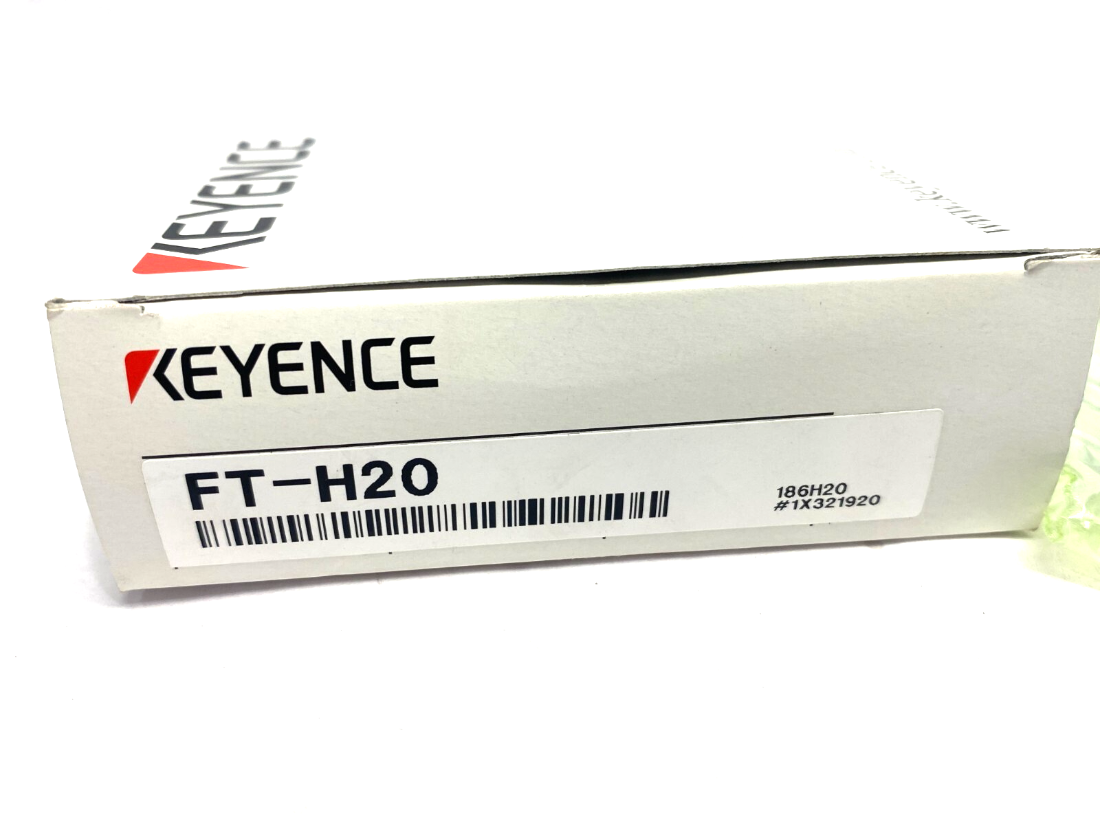 Keyence FT-H20 Mid to Low Temperature Sensor Head Unlimited Detecting Distance - Maverick Industrial Sales