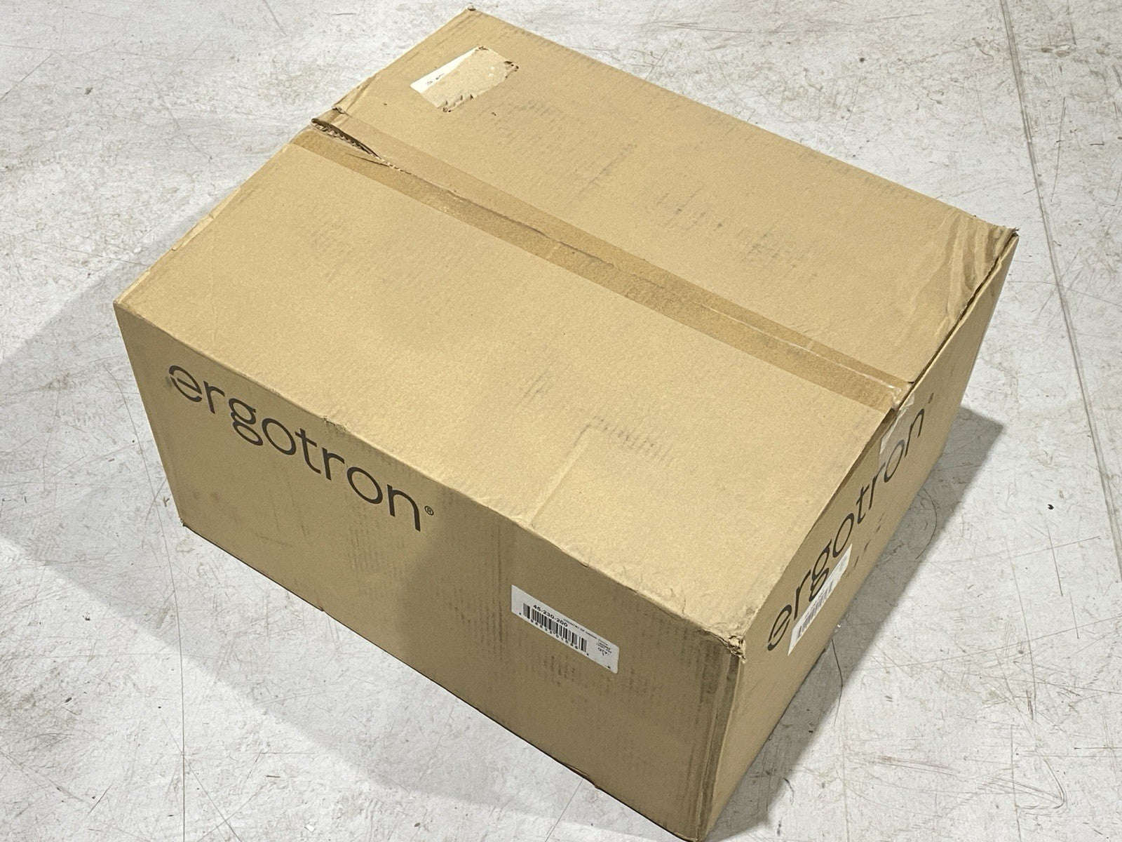 45-230-200 | Ergotron 200 Series Combo Arm Keyboard & Monitor Mount Black - Open box - Maverick Industrial Sales