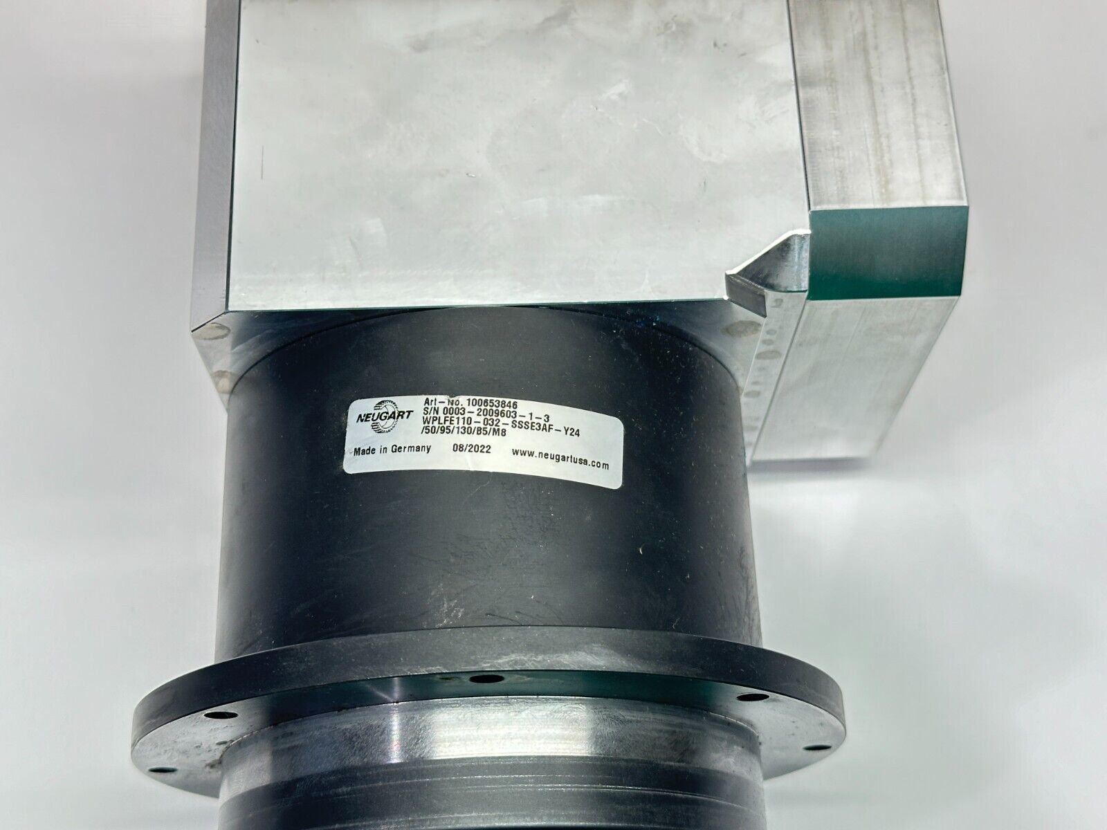 Neugart WPSFN110-032-RSSE3AF-Z24/50/95/130/B5/M8 Precision Right Angle Gearbox - Maverick Industrial Sales