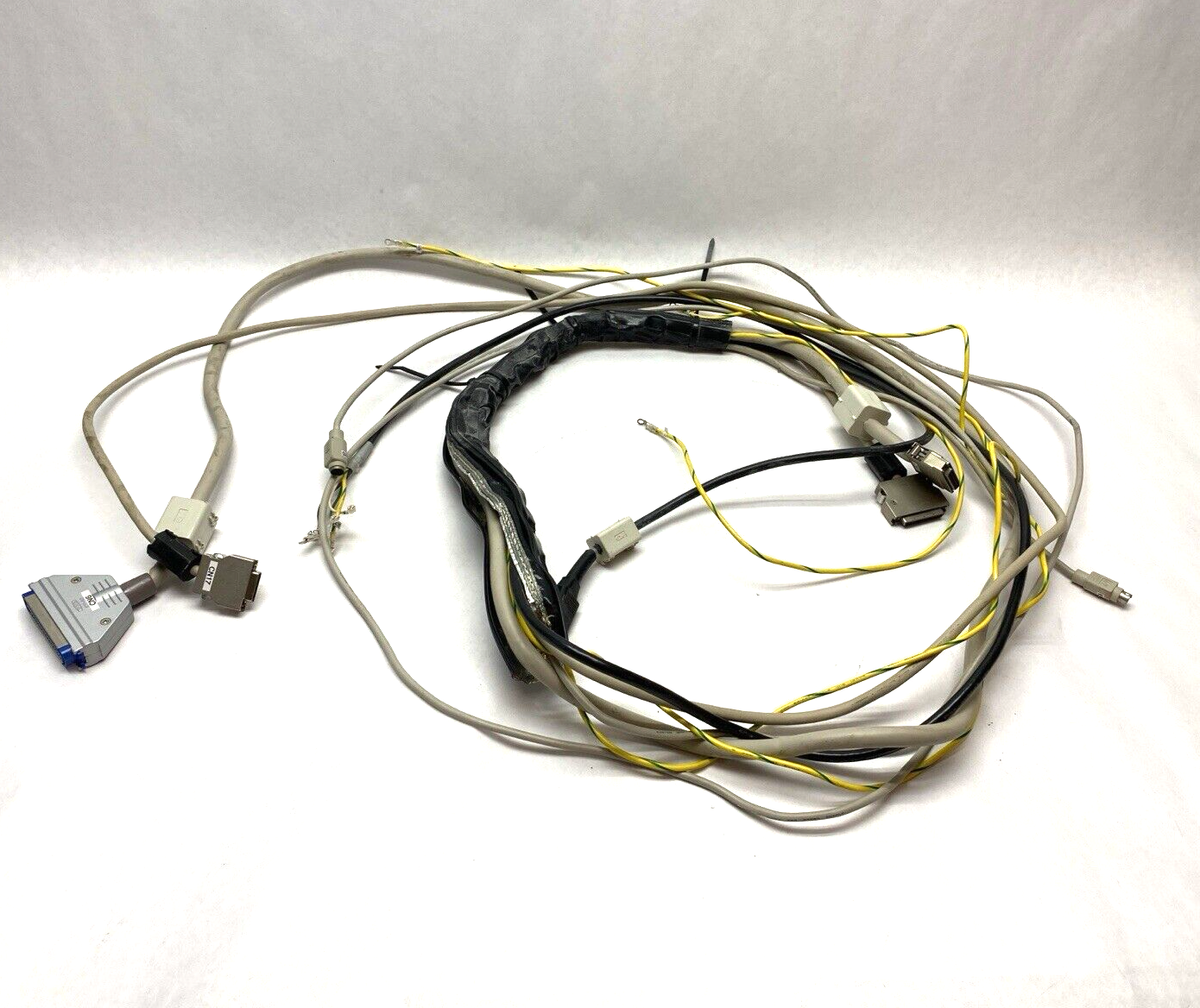 Hitachi Cable Harness For S-3500N Microscope - Maverick Industrial Sales