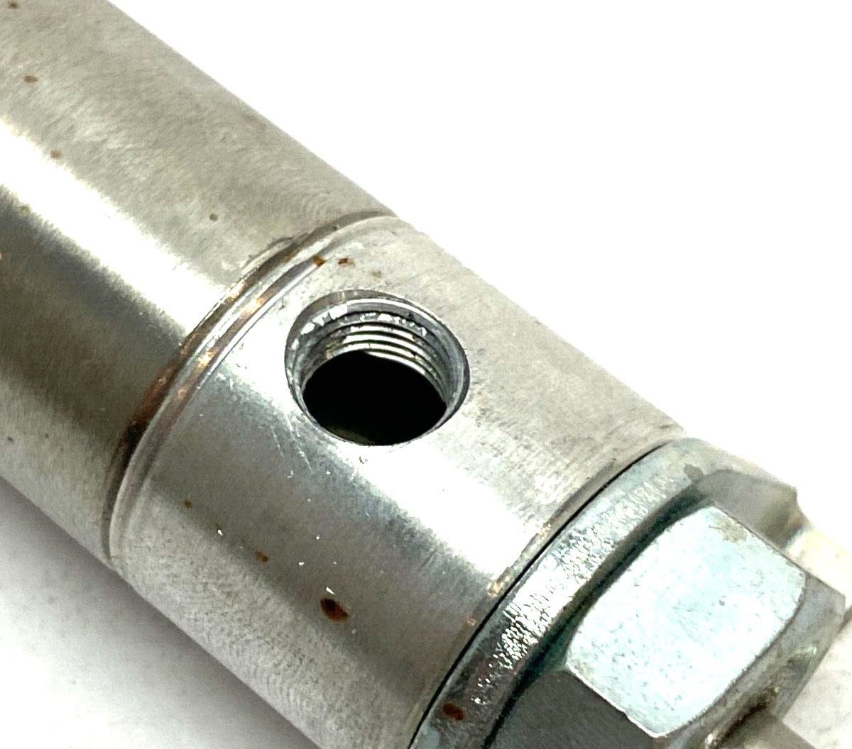 Numatics 1062DH3-01A-03 Pneumatic Air Cylinder Dual Rod RG-497253-1 - Maverick Industrial Sales