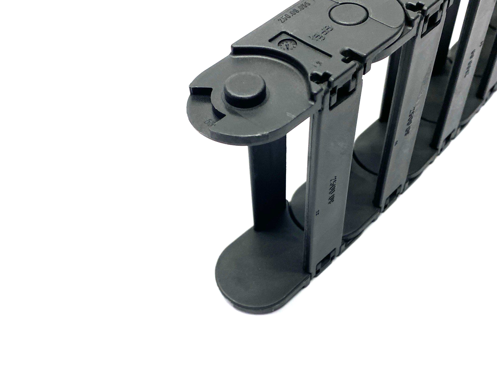 Igus 250-09-055-0 E-Chain Assembly 7-Links 1' Overall Length - Maverick Industrial Sales
