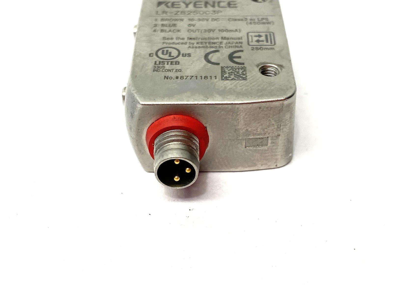 Keyence LR-ZB250C3P Self-Contained CMOS Distance Based Laser Sensor, 3-Pin 250mm - Maverick Industrial Sales