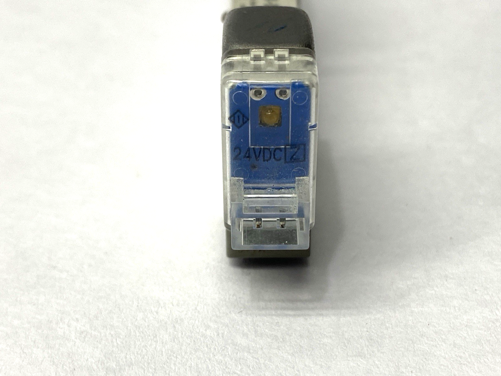 SY3240-5L0Z | SMC SY3240-5LOZ Pneumatic Solenoid Valve 5-Port