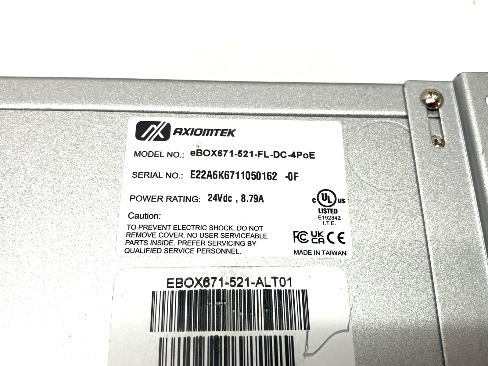 Axiomtek eBOX671-521-FL-DC-4PoE Fanless Embedded System w/ Intel® Core™ i5-8500T - Maverick Industrial Sales