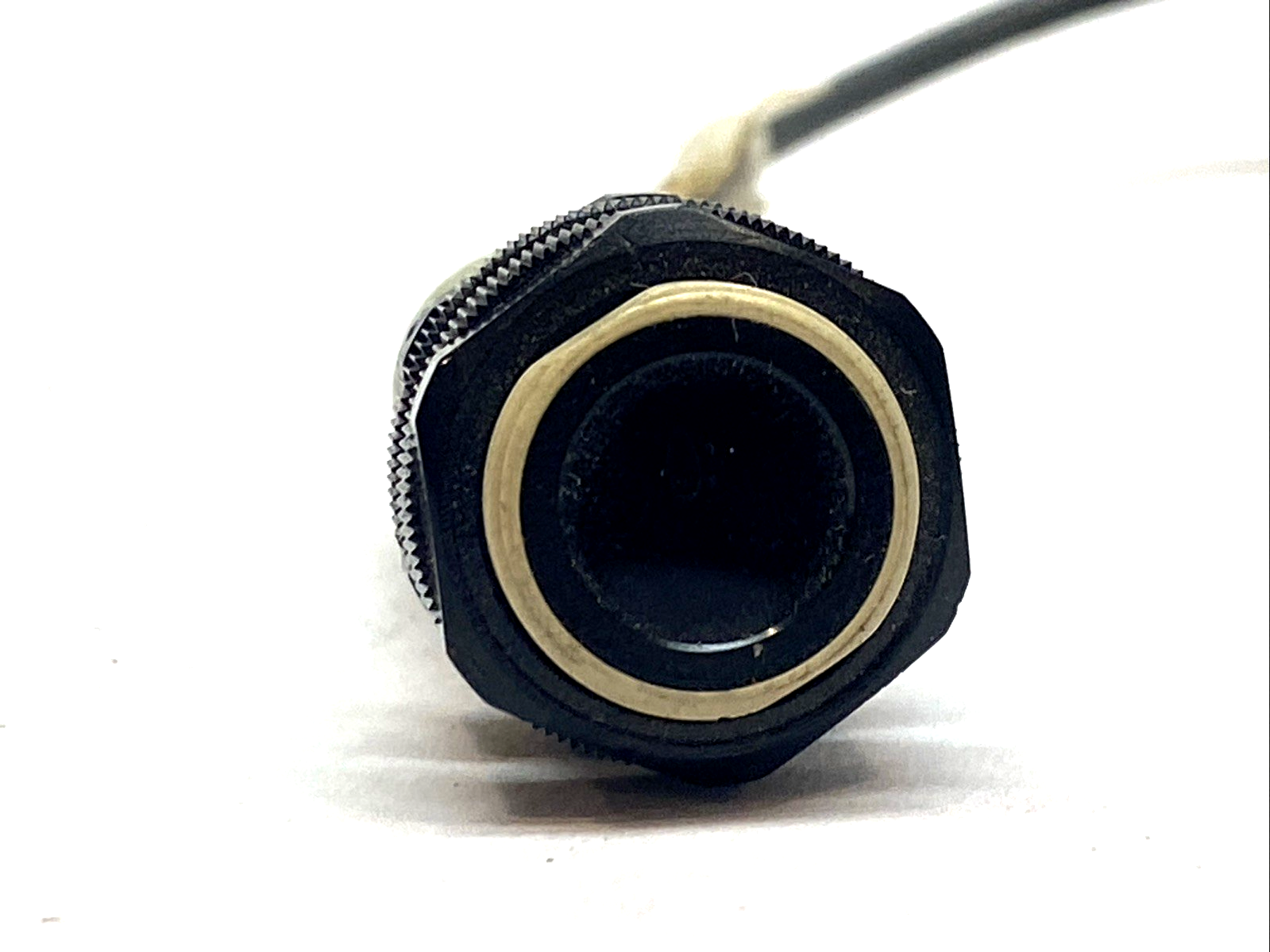E3F2-DS10B4-N | Omron Photoelectric Sensor Diffuse 0.1m PNP 10-30VDC - Used - Maverick Industrial Sales