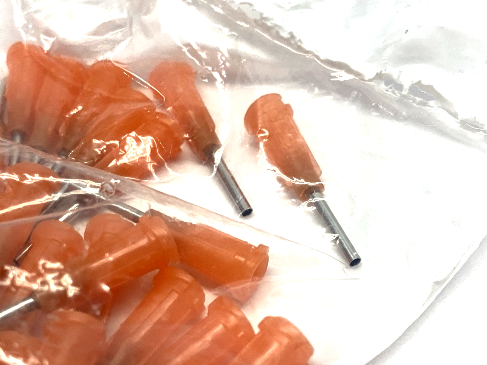 M915 Disposable LL TW Probe Needles, Orange, 15 Gauge x 1/2" Length LOT OF 150 - Maverick Industrial Sales