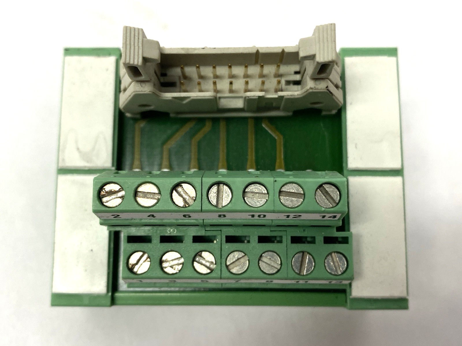 UM 45-FLK14 | Phoenix Contact Termination Board 2962557 BROKEN DIN LATCH - Used - Maverick Industrial Sales