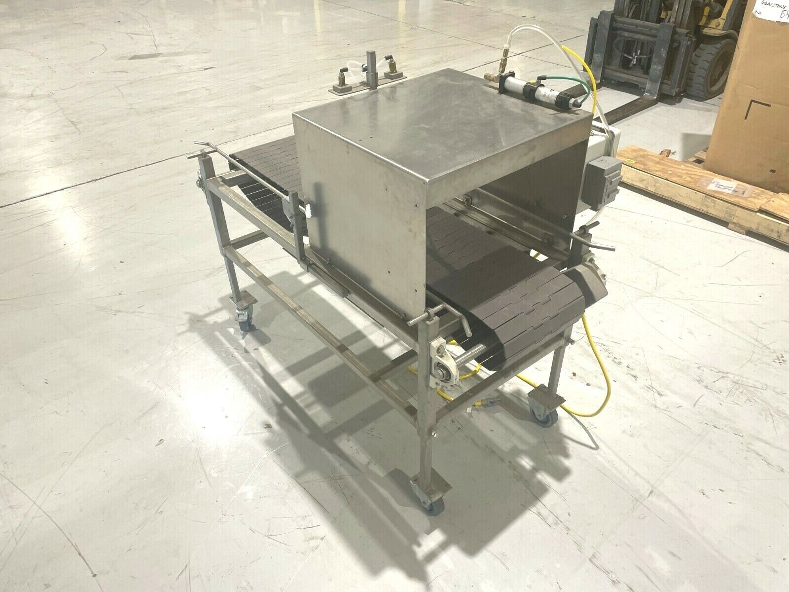 Plastic Chain Conveyor Assembly, 12" Wide Belt, 57" Long, 18" Wide Parcel Width - Maverick Industrial Sales