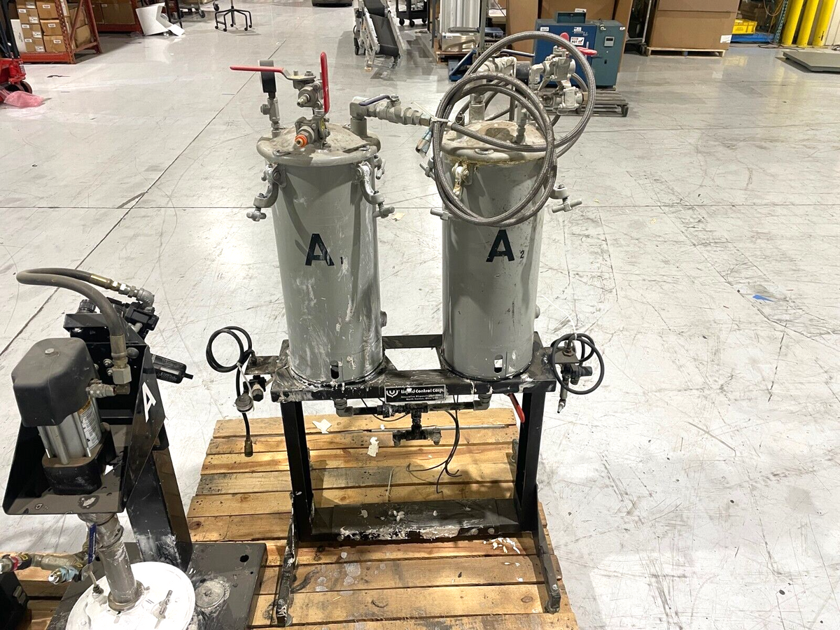 | Liquid Control Tanks ARO 651605 Pump, Welch Duo-Seal Vacuum, Silicone Dispensing - Used - Maverick Industrial Sales