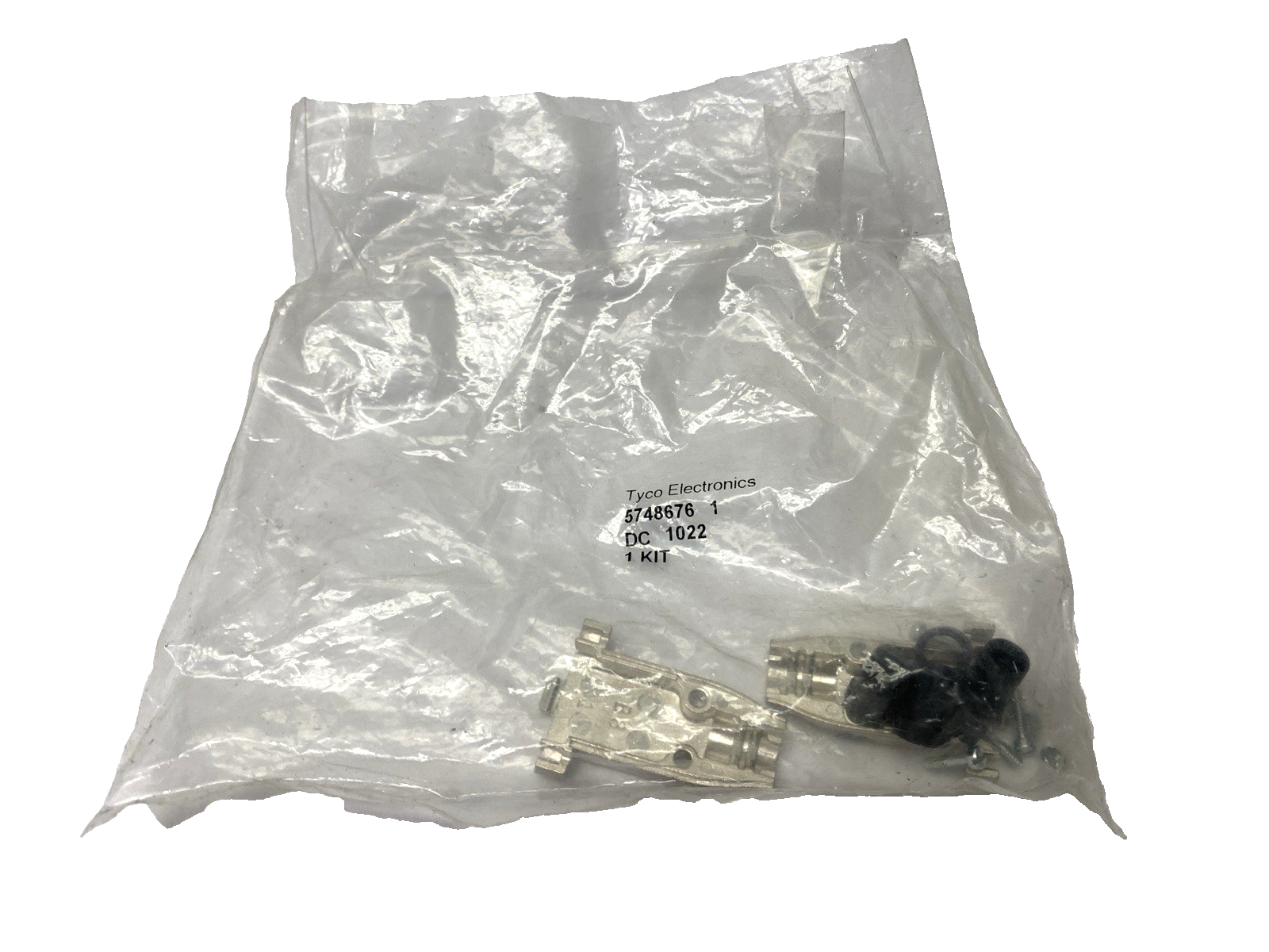 5748676-1 | Tyco Electronics D-Sub Hood Connector Kit LOT OF 15 - New - Maverick Industrial Sales