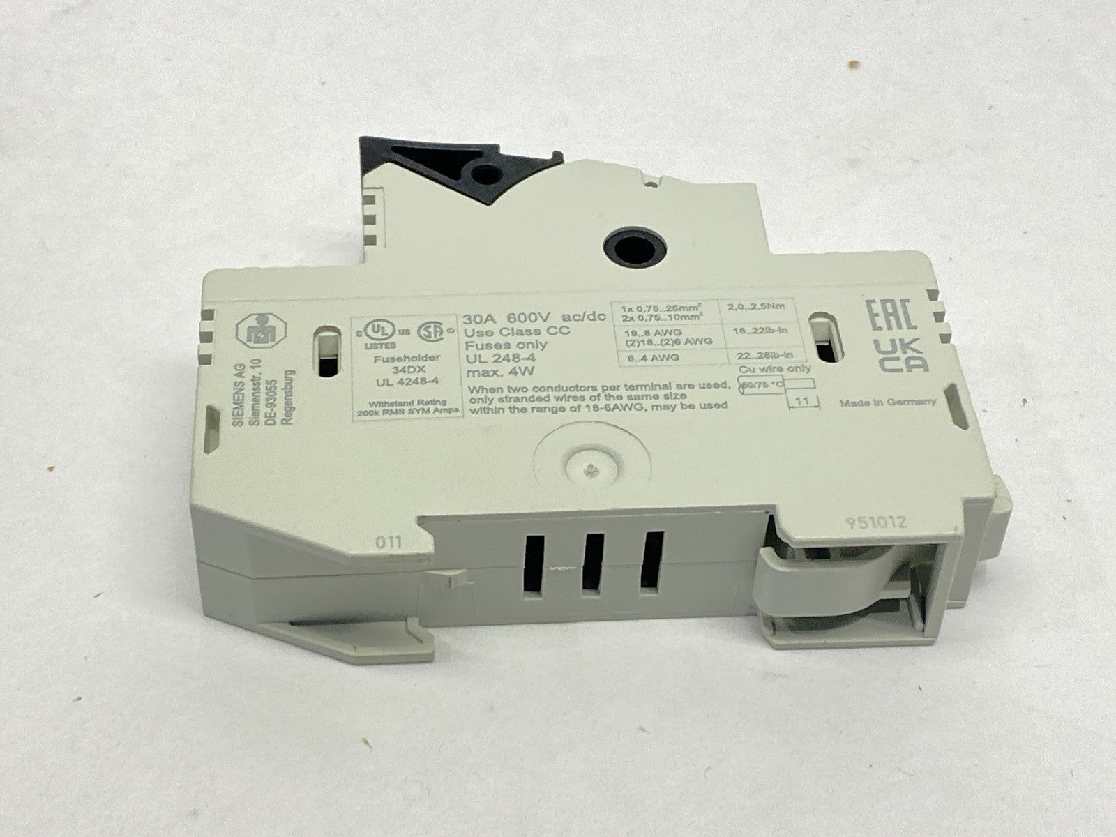 3NW75130HG,3NW7 5130HG | Siemens 3NW75130HG Fuse Holder Class CC 1P 30A 600VAC - Used - Maverick Industrial Sales