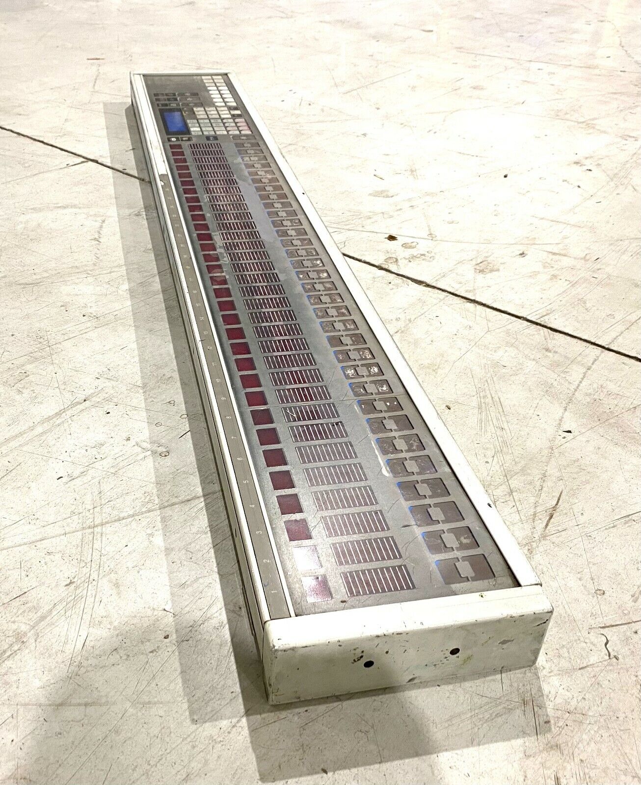 Graphics Microsystems 090G100050-32 Microcolor OCU II Ink Desk Console Keyboard - Maverick Industrial Sales