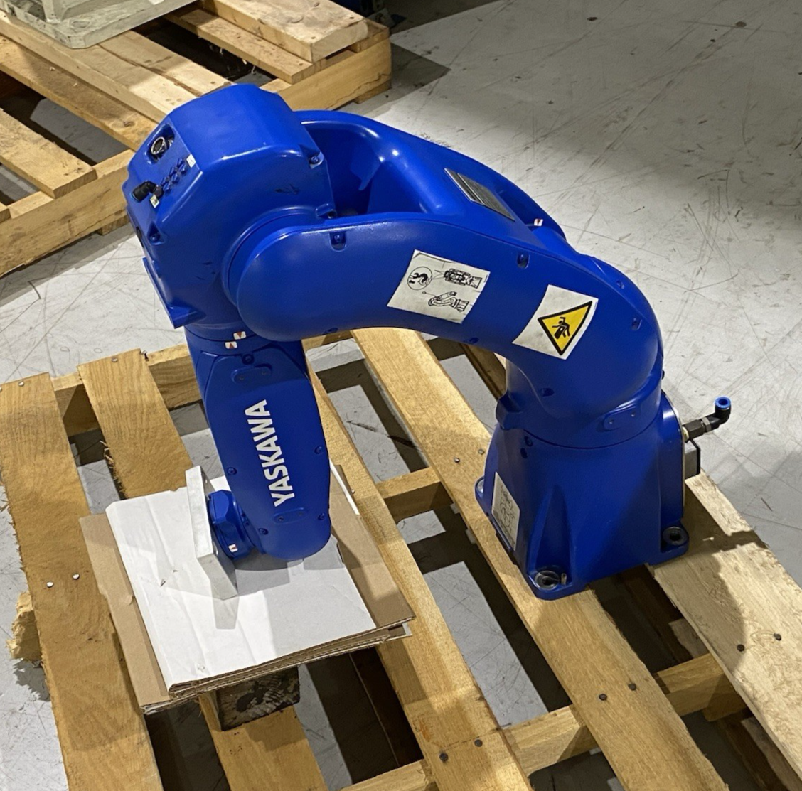 Yaskawa YR-1-06VX8-A00 Robot Arm Manipulator 6-Axis, NO CONTROLLER, ARM ONLY - Maverick Industrial Sales