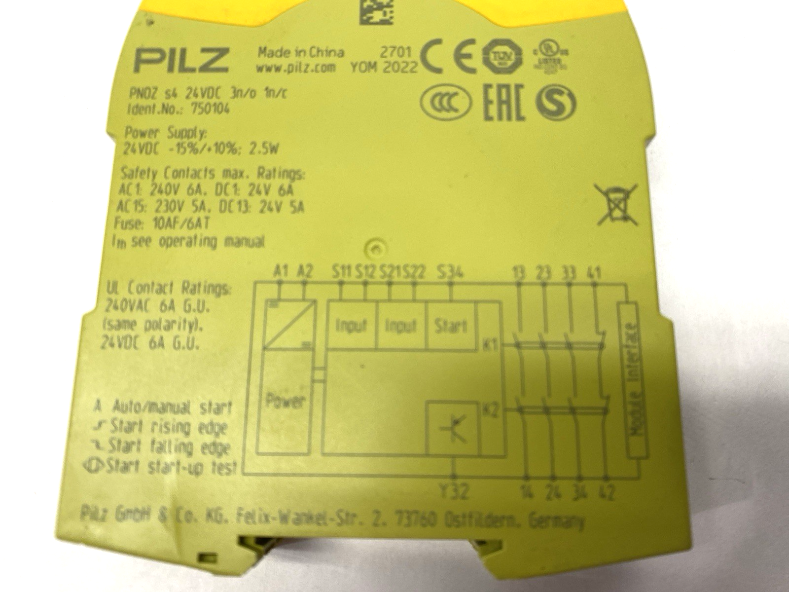 PNOZ s4 24VDC 3n/o 1n/c | Pilz Safety Relay 750104 NO TERMINALS DAMAGED DIN LATCH - Used - Maverick Industrial Sales