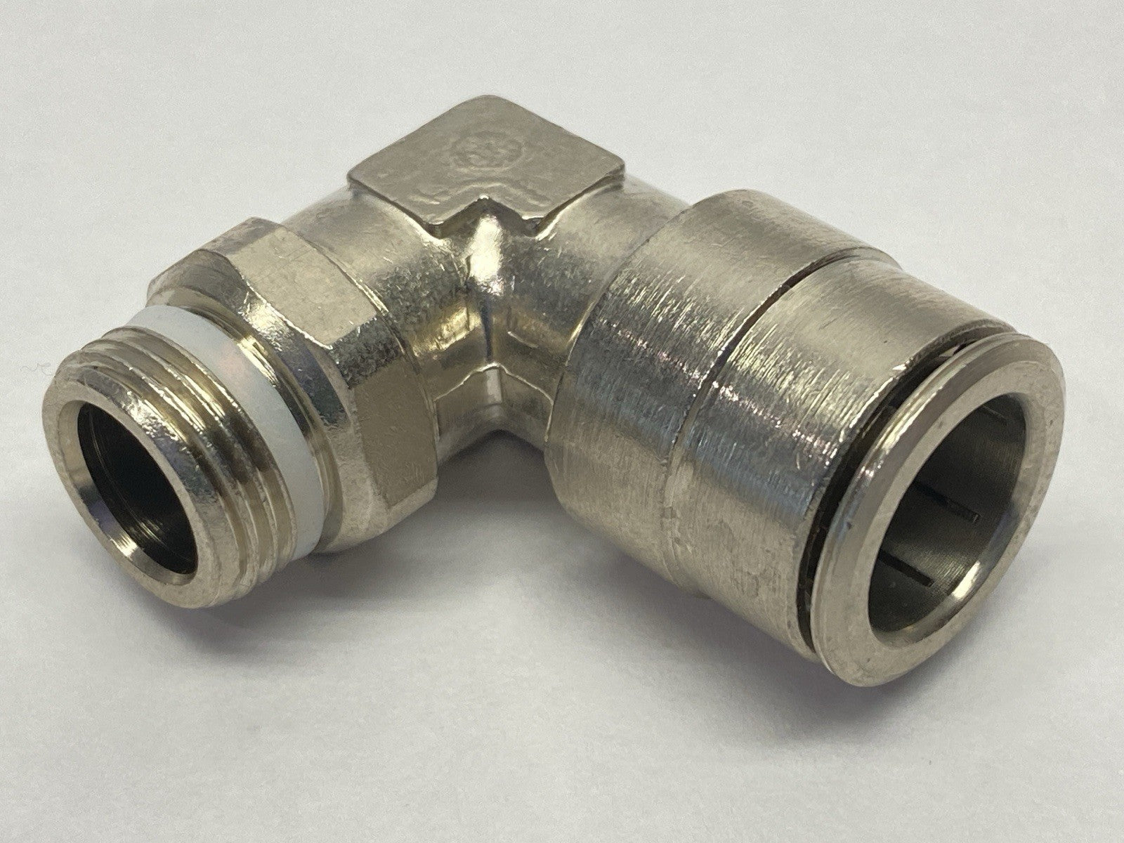 Camozzi S6520 14-3/8 Swivel Elbow 90 Degree Push-In Fitting LOT OF 8 - Maverick Industrial Sales
