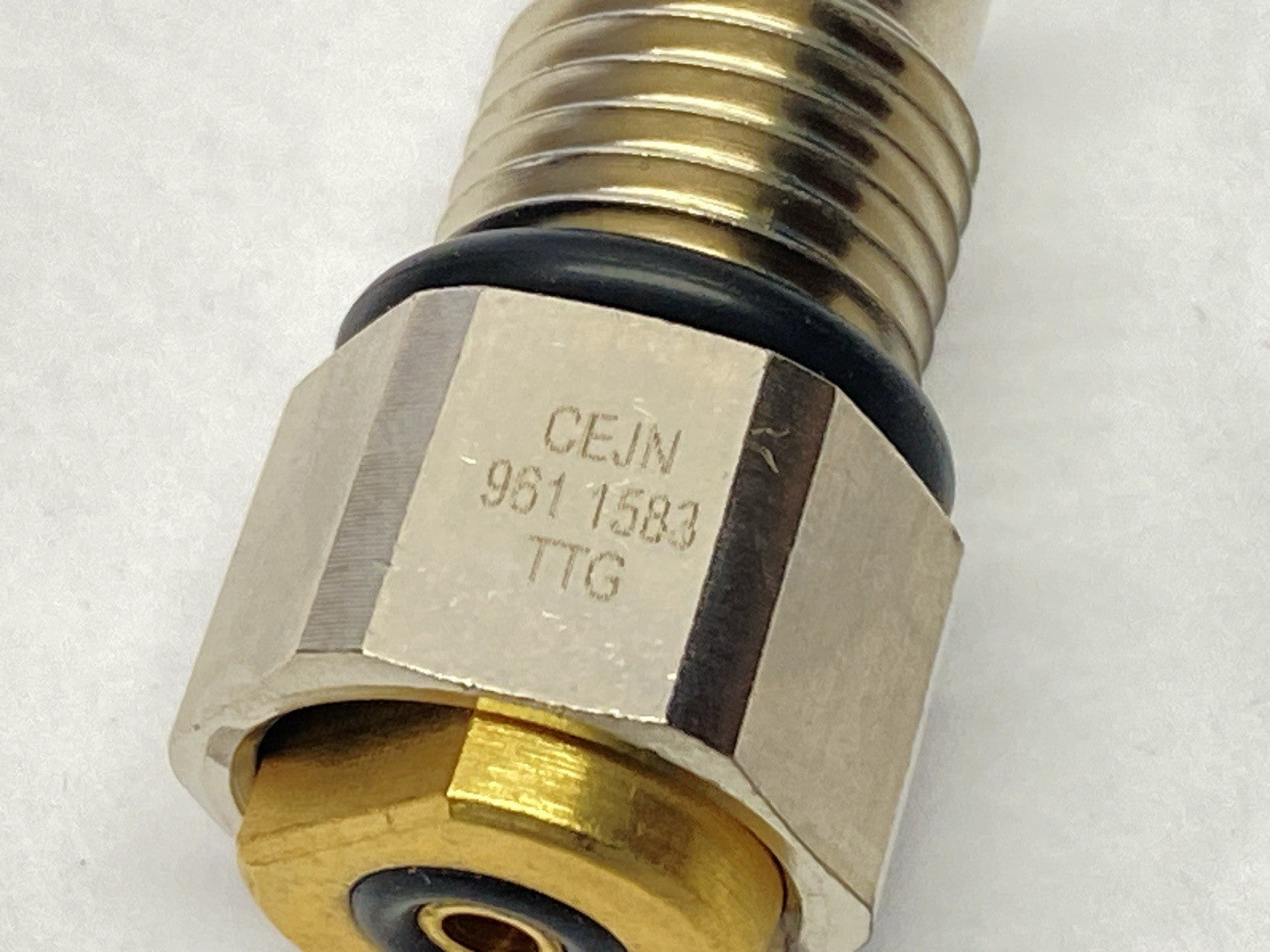 10-961-1583 | CEJN Quick Disconnect Nipple Quick-Seal M14x1.5 Connection 145PSI - New – Open box - Maverick Industrial Sales