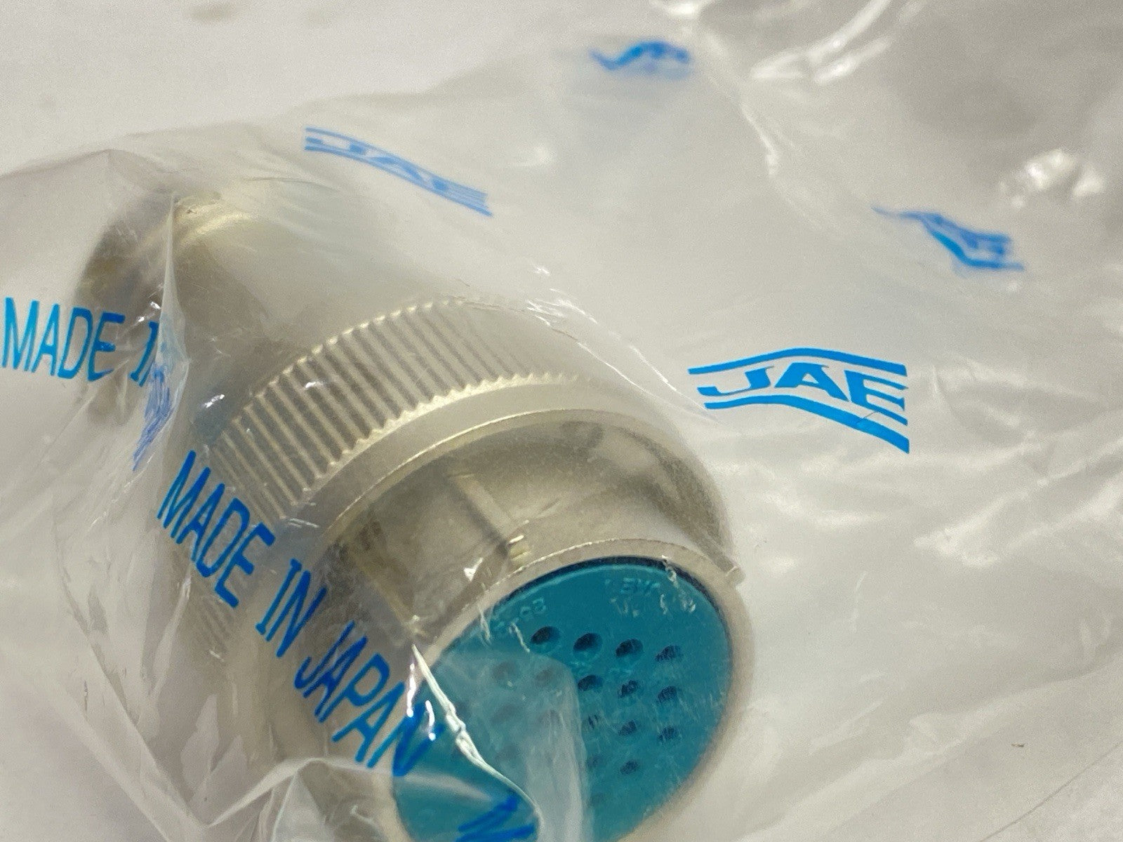 JAE SRCN6A25-24S Circular Connector Plug Female 24-Position - Maverick Industrial Sales