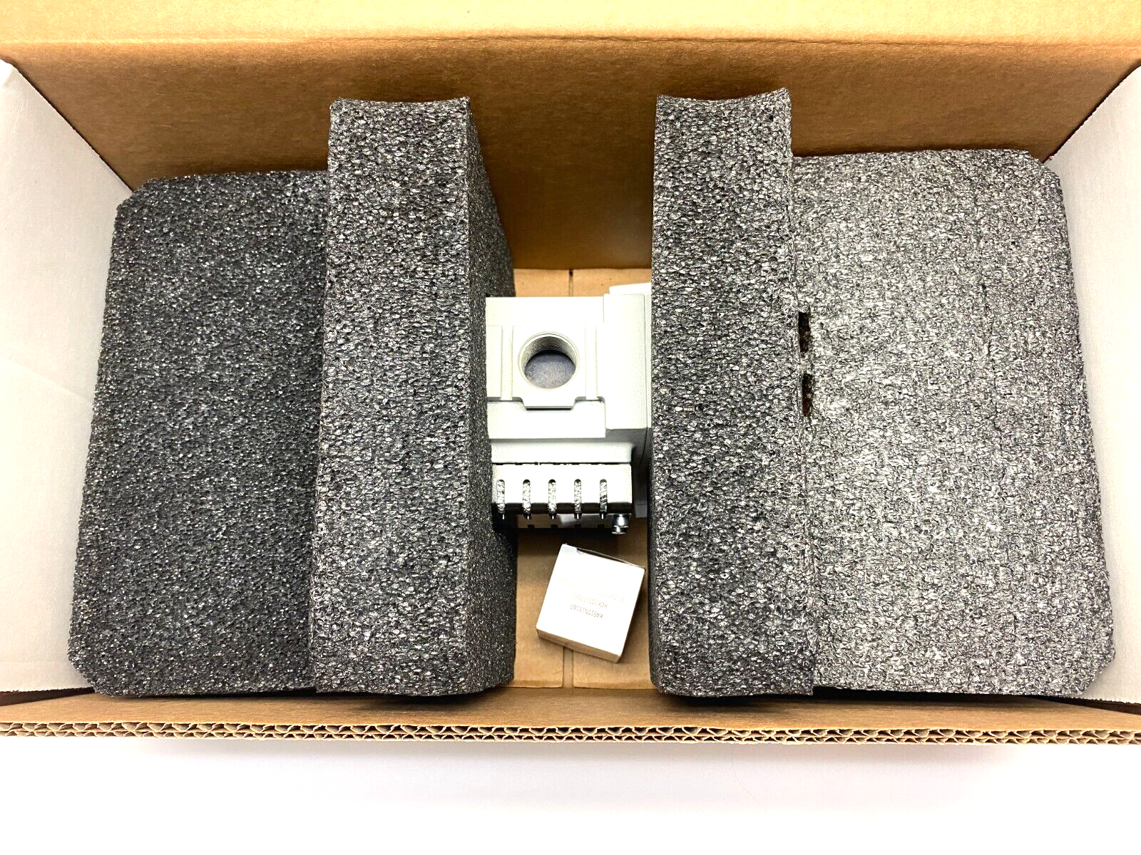 Parker P33DB96ABEG Safety Exhaust Valve 30-150psi 24VDC 1.2W Per Coil 2-10 bar - Maverick Industrial Sales