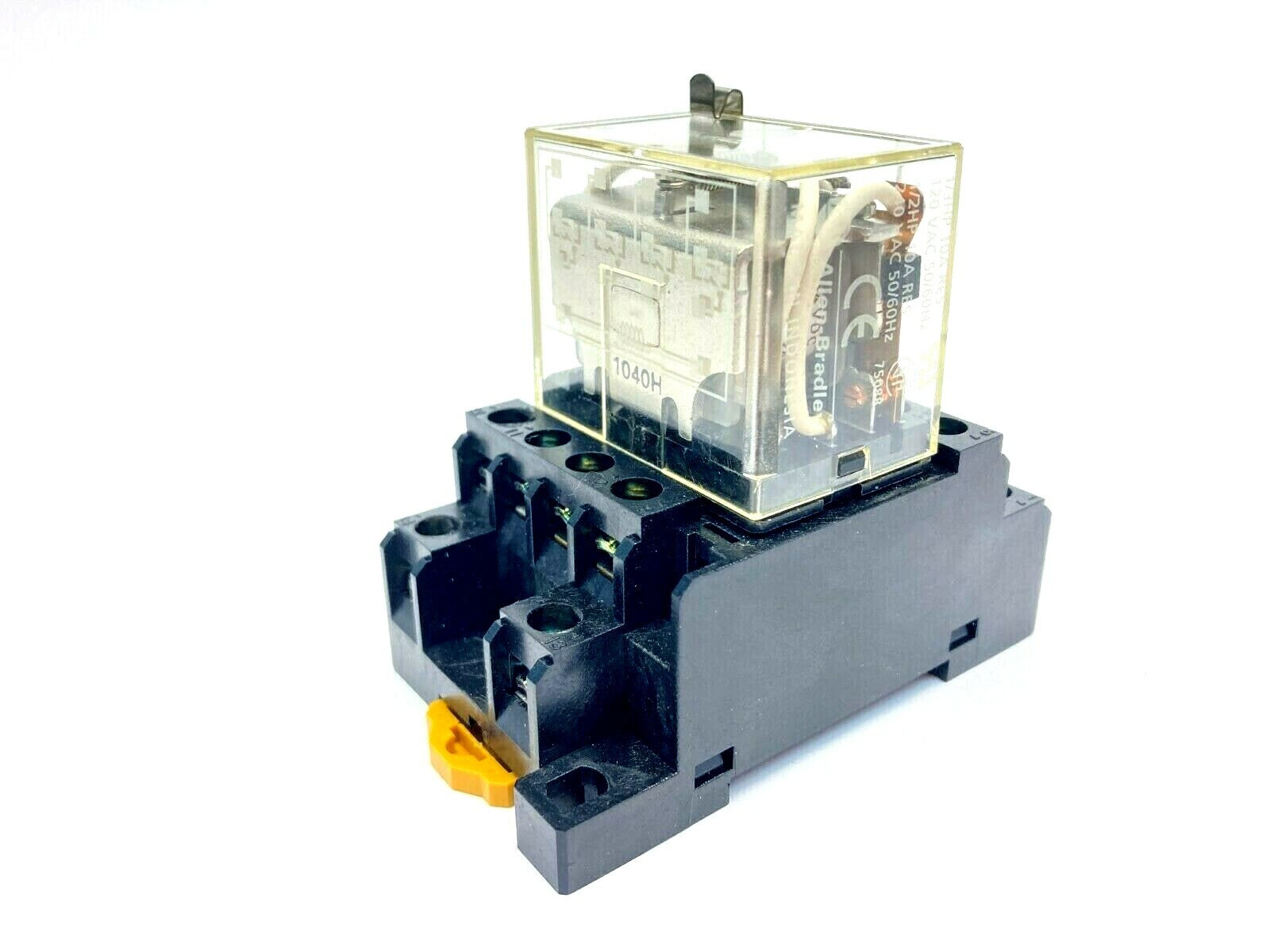 700-HN139,700-HF34Z24 | Allen-Bradley 700-HN139 Ser A Relay Base w/ 700-HF34Z24 Ser B Relay - Used - Maverick Industrial Sales