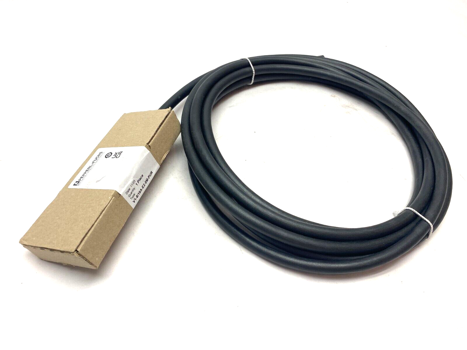 Pepperl+Fuchs V1-8/16A-E2-5M-PUR Twin Config Octuple Splitter JunctionBox 259979 - Maverick Industrial Sales