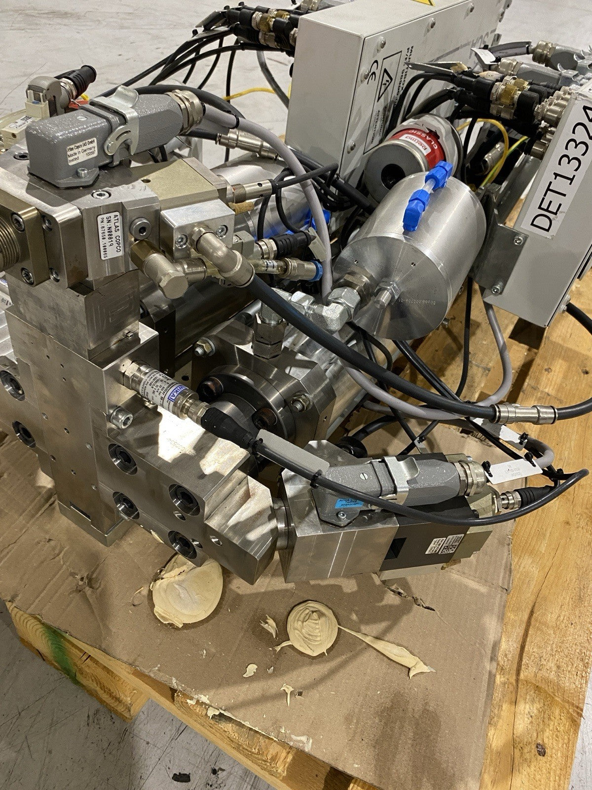 Atlas Copco 83724.000045 80CC SCA Tandem Dispense Meter (Needs Repair) - Maverick Industrial Sales