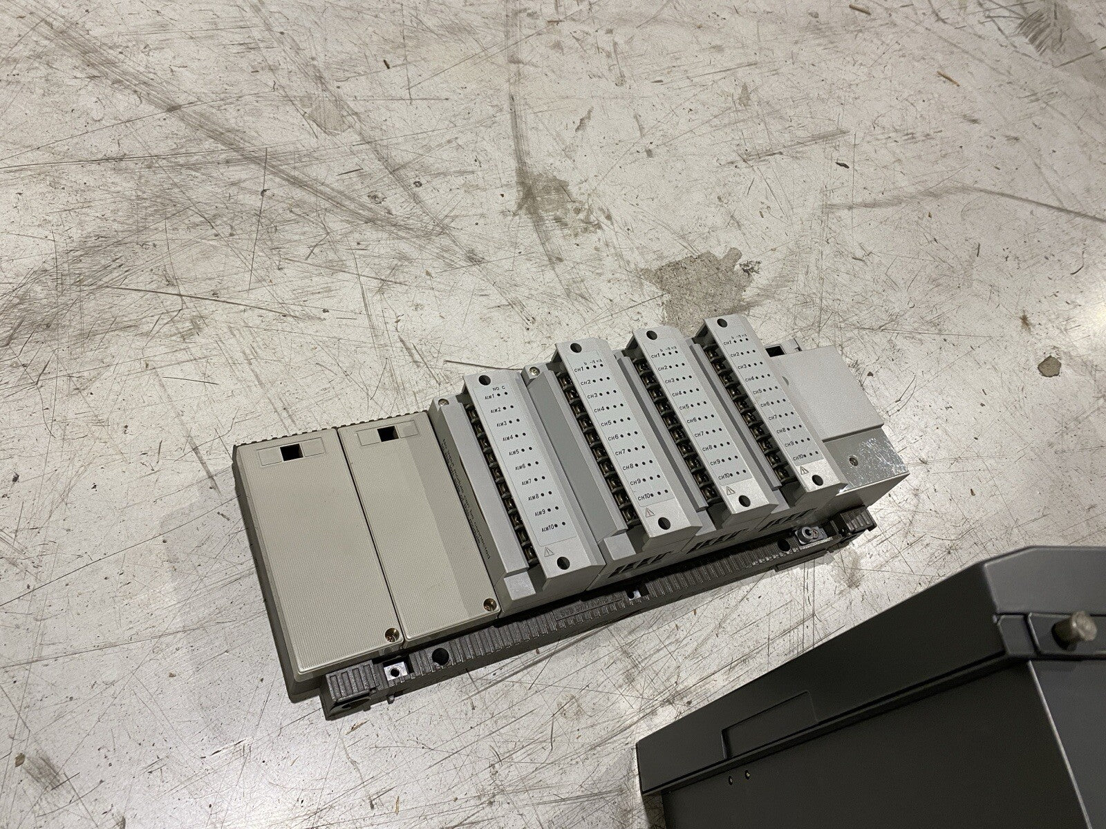 Yokogawa DR240 Hybrid Recorder DR241-12-31-1W/A4/L1/M1/H1/D2/S905/NS-S - Maverick Industrial Sales