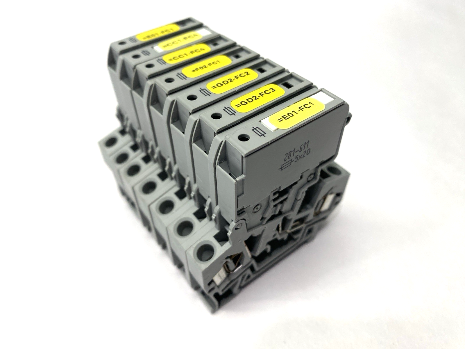 281-611 | Wago Fuse Terminal Block 2-Conductor w/ Fuse Holder LOT OF 7- Used - Maverick Industrial Sales