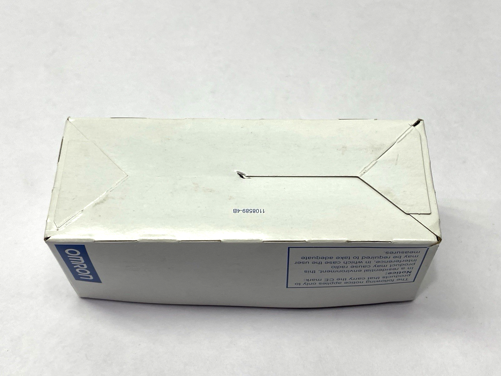 Omron E3X-HD41 Photoelectric Switch 2m 24VDC - Maverick Industrial Sales