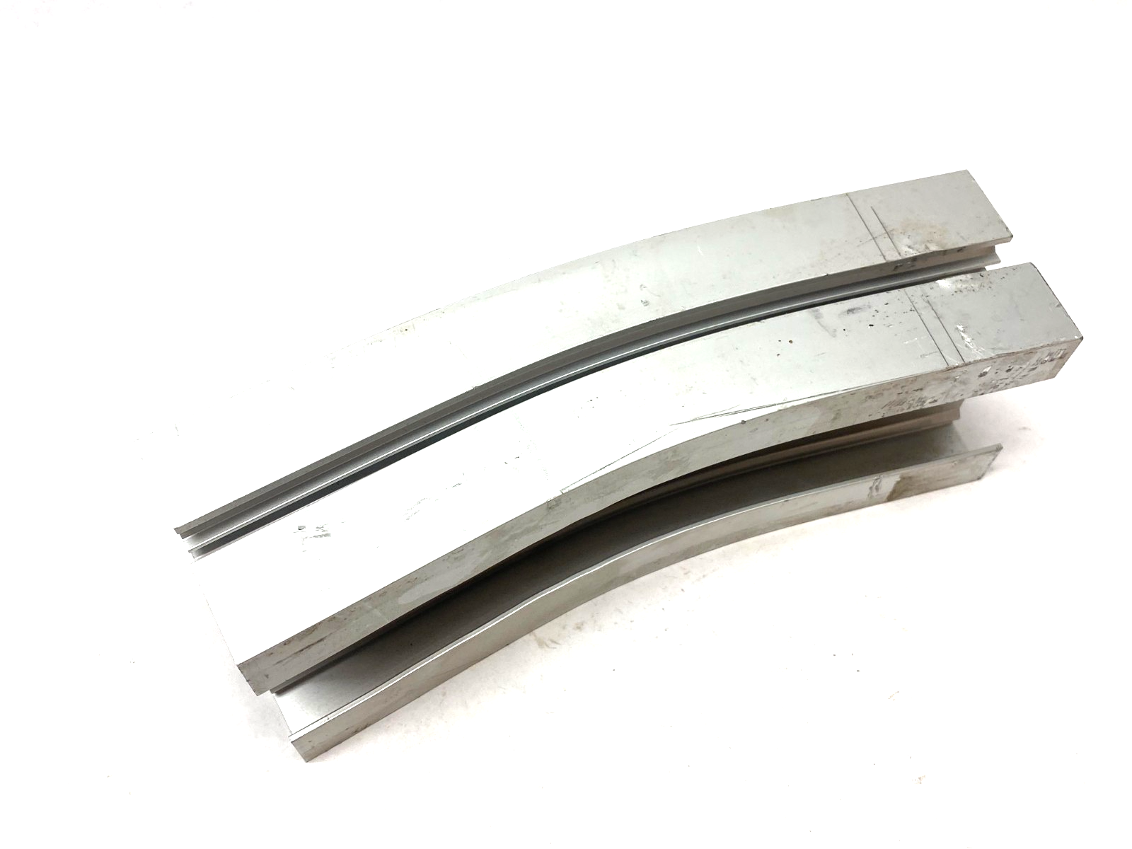 FlexLink XBBV 15A85R400, Aluminum Profile 15 Deg. Vertical Conveyor Bend, X85 - Maverick Industrial Sales