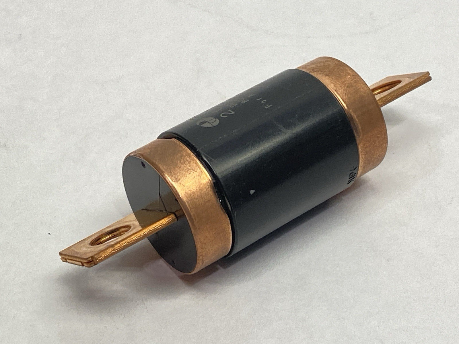PEC BC16000A High Voltage AUtomotive Fuse 250A 500VDC - Maverick Industrial Sales