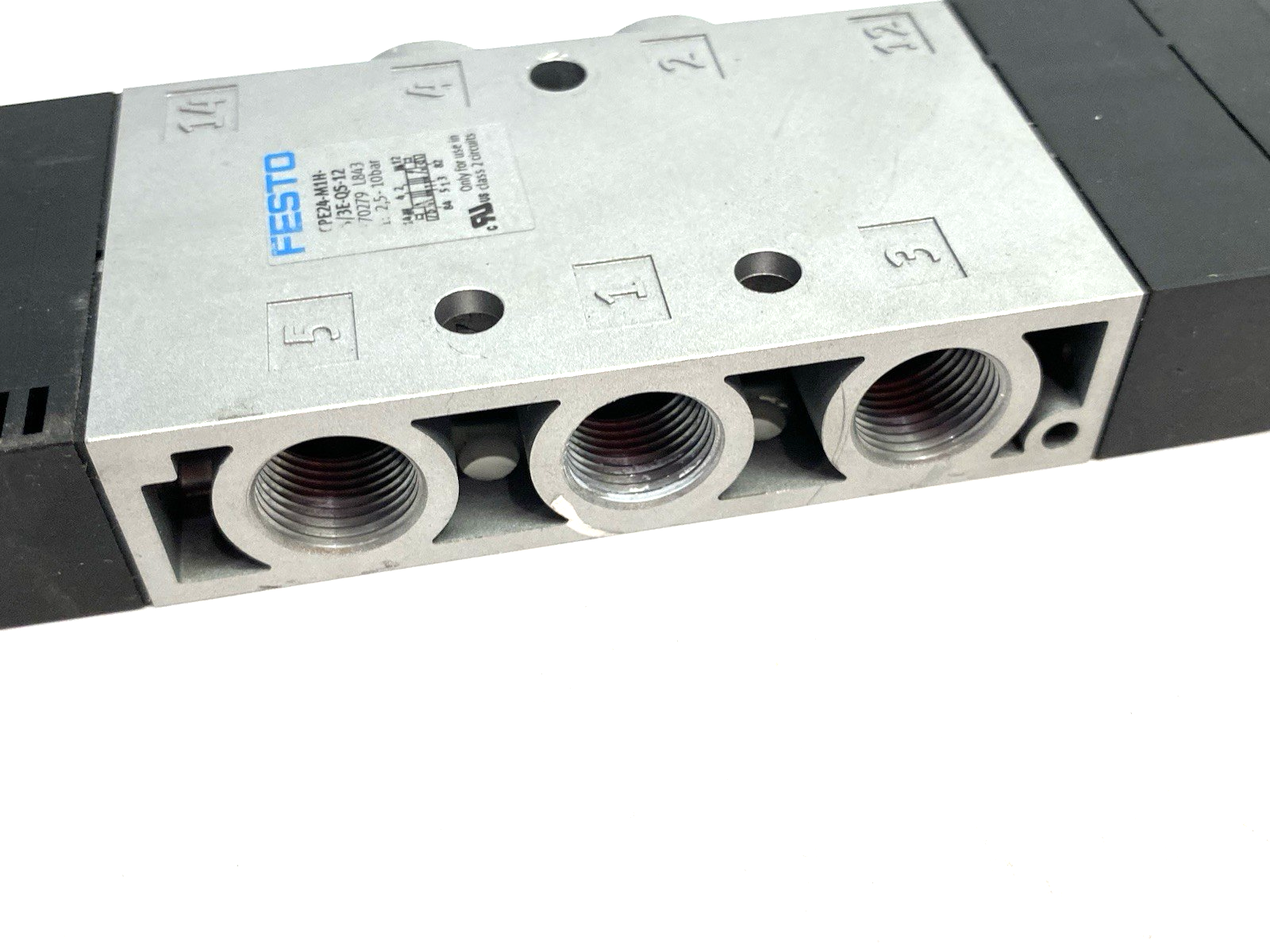 CPE24-M1H-5/3E-QS-12 | Festo Piston Gate Solenoid Valve, 5/3 Exhausted, 170279 - Used - Maverick Industrial Sales