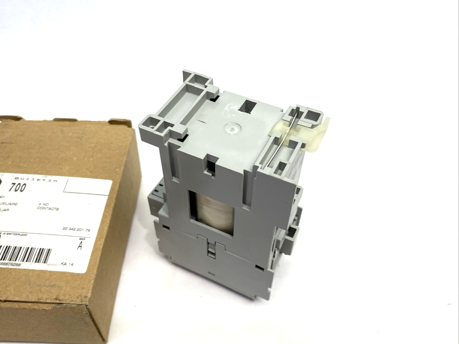 700-CF400ZD | Allen Bradley Ser. A Industrial Control Relay 4 NO Contacts - New – Open box - Maverick Industrial Sales