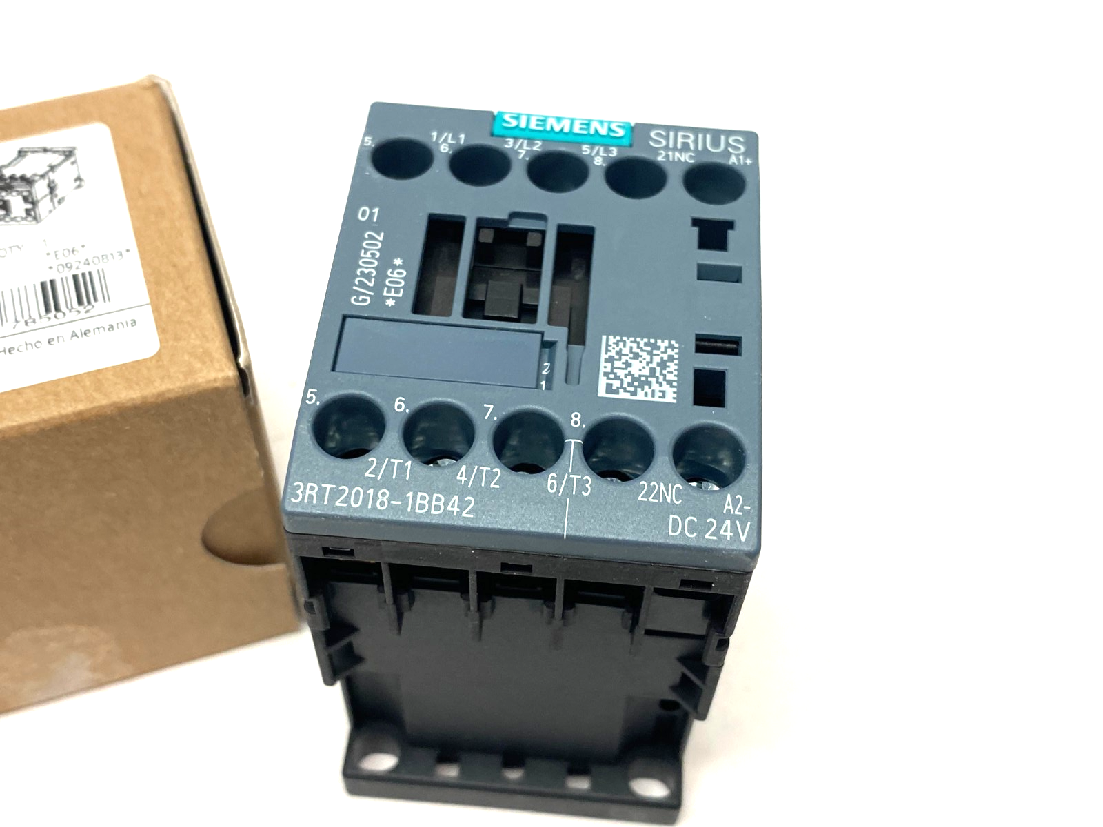 Siemens 3RT2018-1BB42 Sirius Contactor 16A, 400V, 7.5kW, 1NC - Maverick Industrial Sales