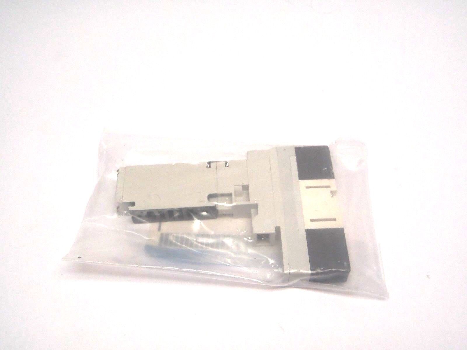SMC VQC1400N-5 Plug-in Solenoid Valve Plug In 24DVC Coil - Maverick Industrial Sales