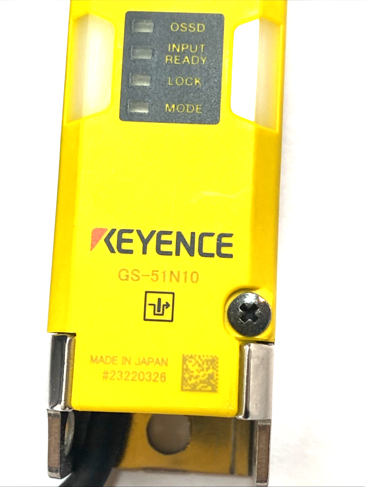 GS-51N10 | Keyence Safety Interlock Switch Power-To-Release NPN IP69K - Used - Maverick Industrial Sales