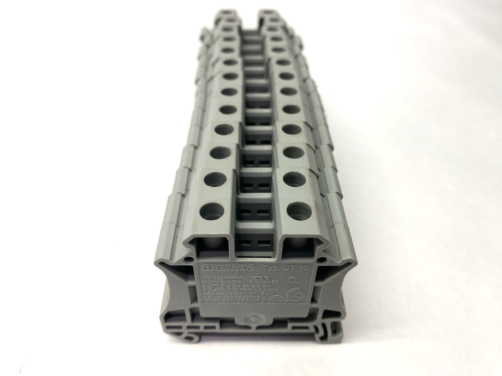 UT 10 | Phoenix Contact Feed-Through Terminal Block 3044160 LOT OF 13- Used - Maverick Industrial Sales