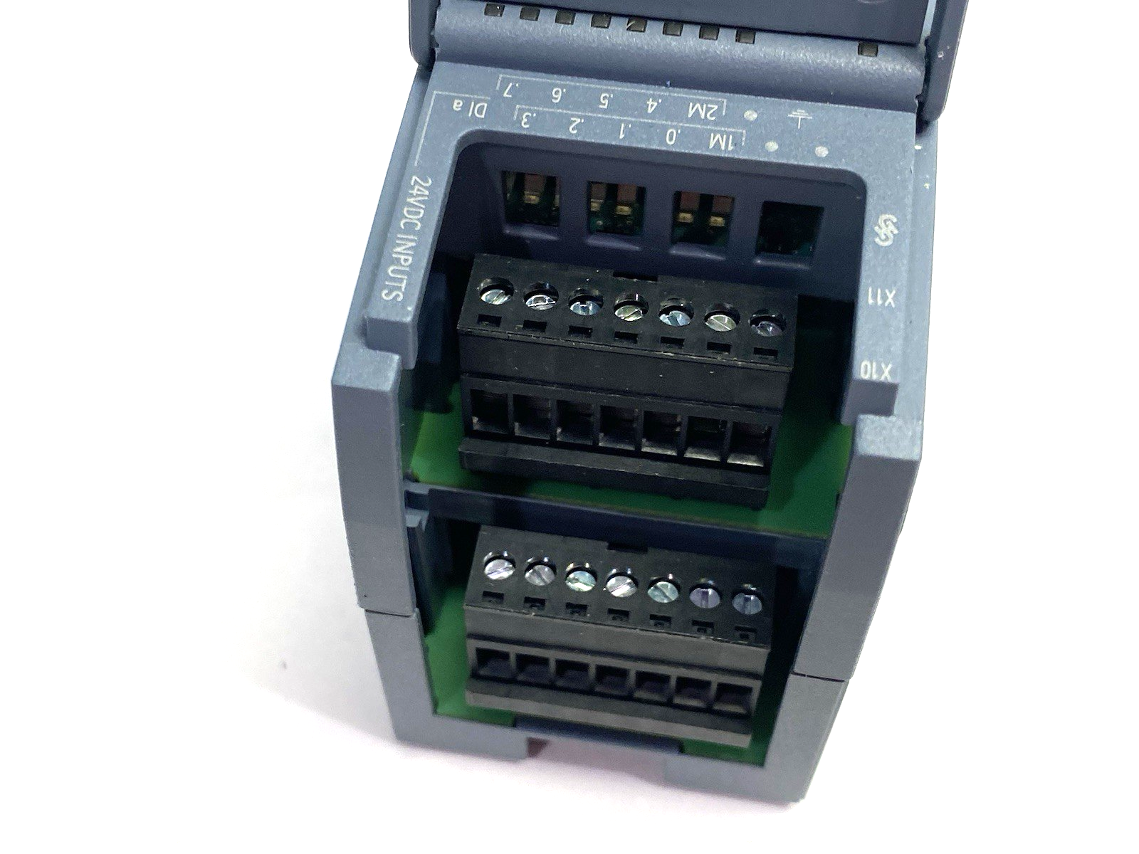6ES7221-1BH32-0XB0 | Siemens SIMATIC S7-1200 Digital Input Module SM 1221, 16 DI - Used - Maverick Industrial Sales