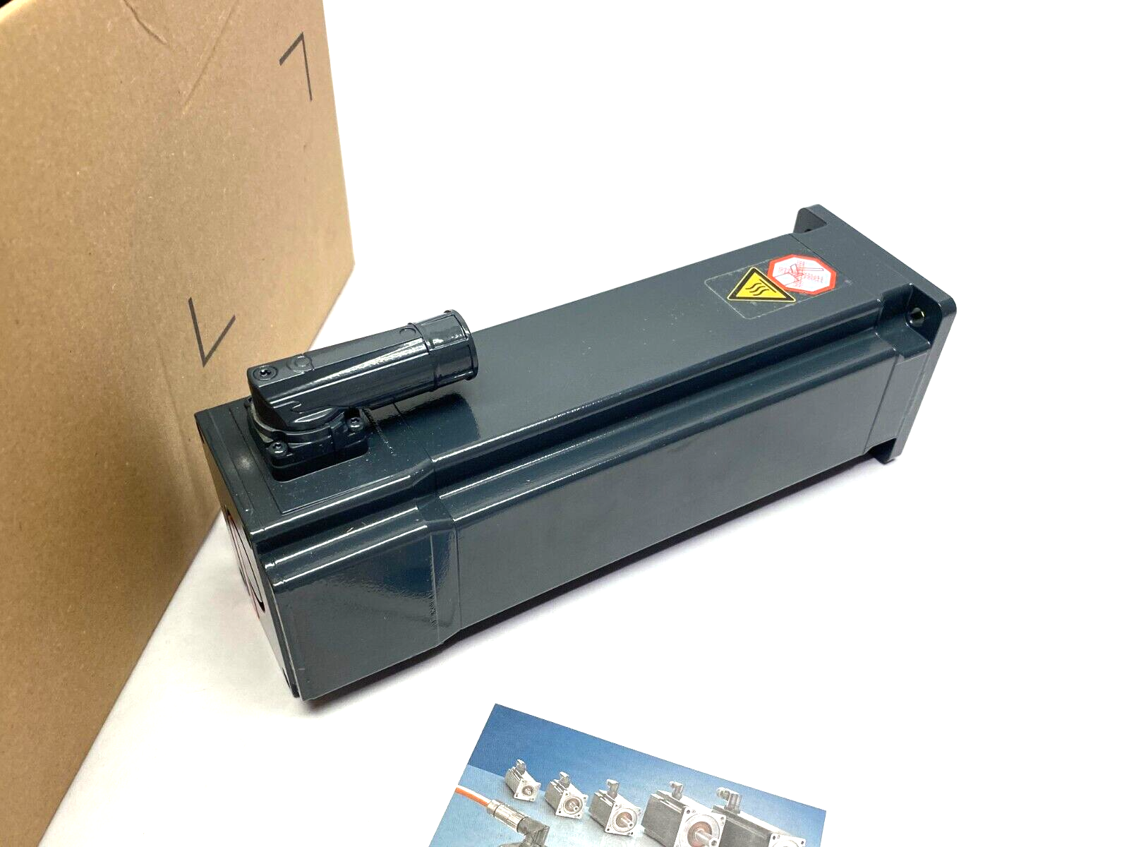 Beckhoff AM8532-1H21-0000 High Inertia Servo Motor 132713 - Maverick Industrial Sales