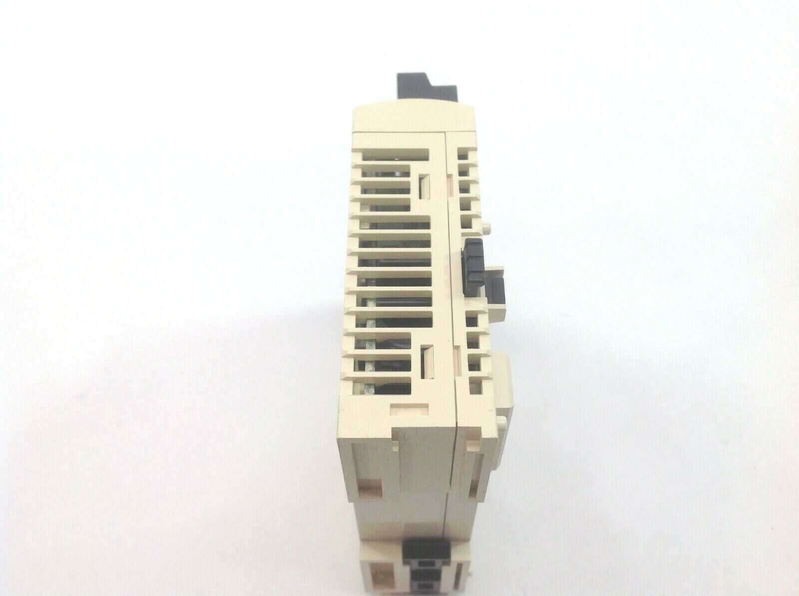 Schneider Electric TWDDRA16RT Twido 16 Port Output 24VDC Module PV:01 RL:03 - Maverick Industrial Sales