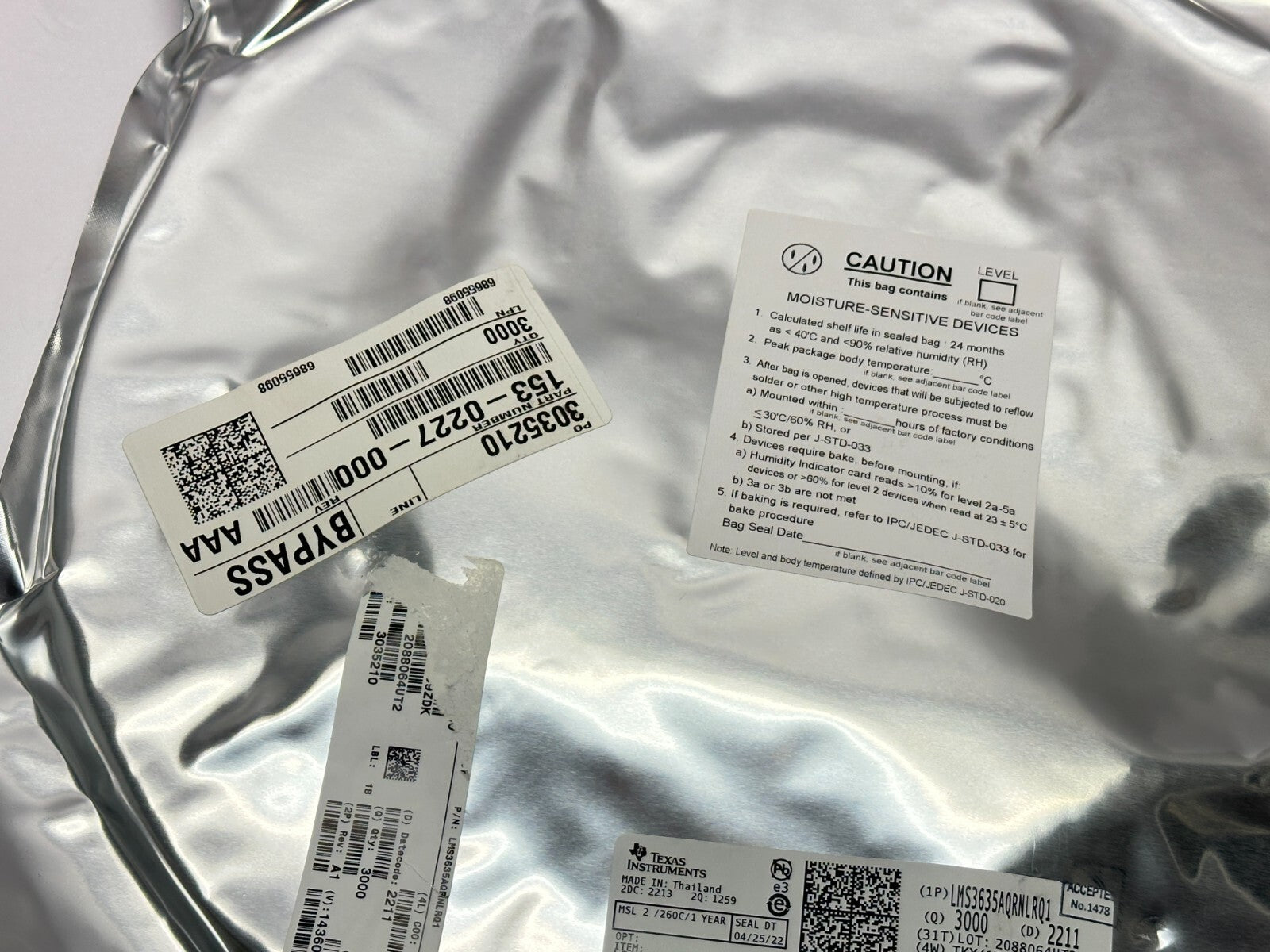 Texas Instruments LMS3635AQRNLRQ1 IC Buck Regulator 3.5A 1V 22-VFQFN 3000 QTY - Maverick Industrial Sales
