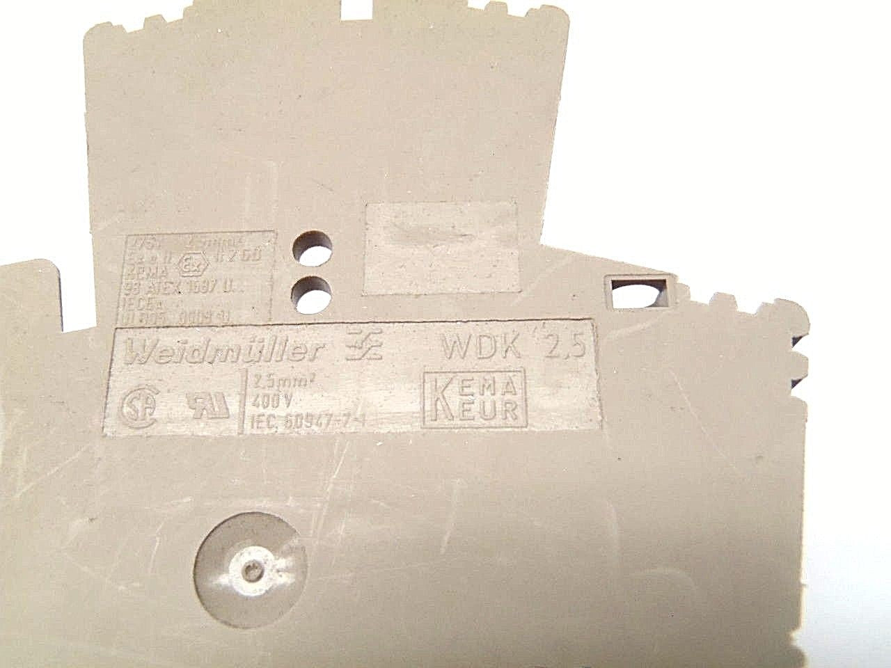 Weidmuller WDK 2,5 Teminal Blocks 400V LOT OF 12 - New – Open box - Maverick Industrial Sales