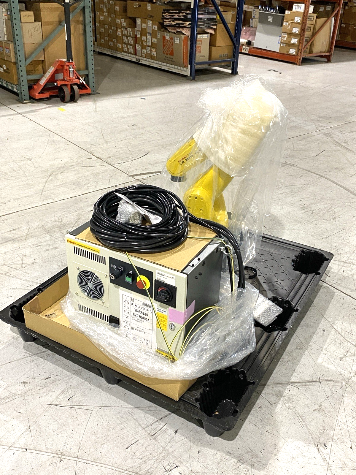 FANUC LR Mate 200iD/7L , R-30iB Mate Plus Controller, A05B-2256-0013#EMH Pendant - Maverick Industrial Sales