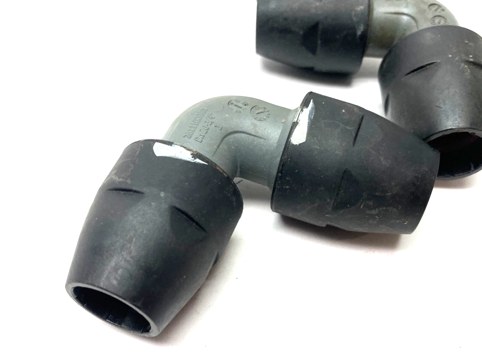 2811 1003 80 | Airnet 90-Degree Elbow Socket Pipe Fitting DN20-3/4" LOT OF 2 - Used - Maverick Industrial Sales