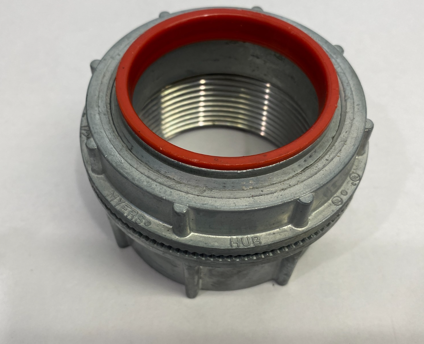 Eaton Crouse-Hinds STA-7 Myers Scru-Tite Basic Conduit Hub, Aluminum, 2-1/2" - Maverick Industrial Sales