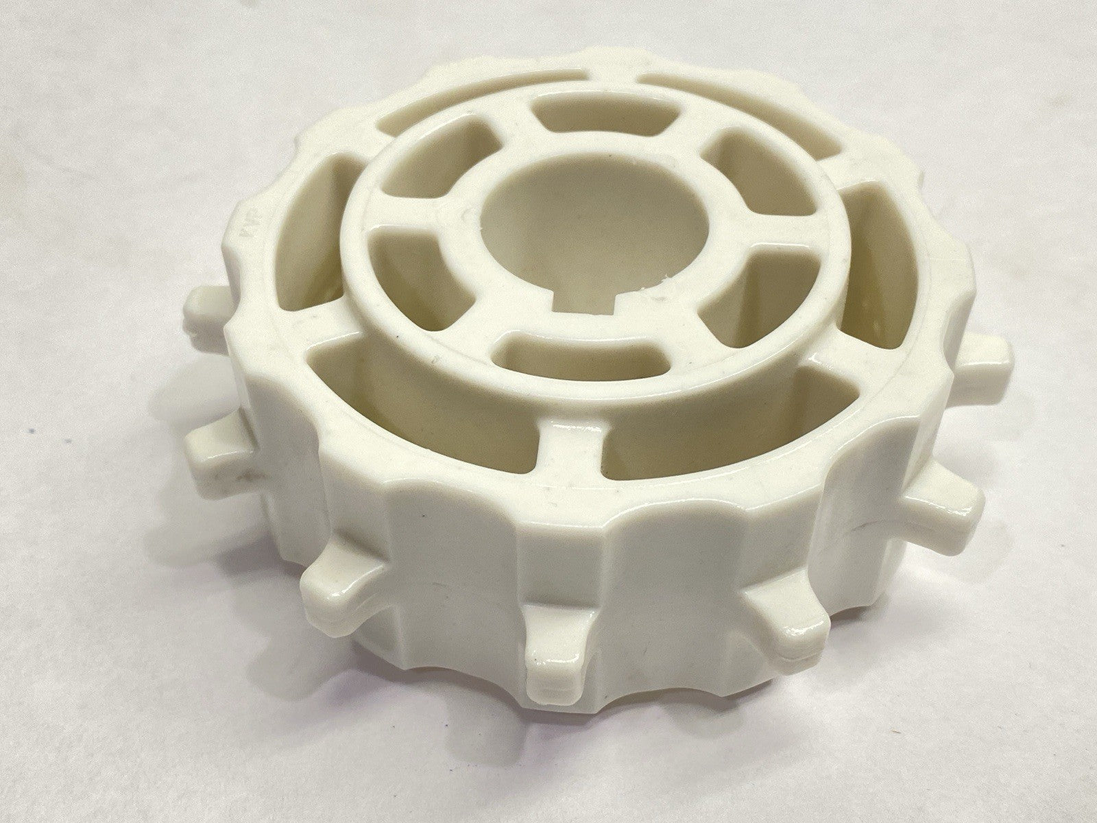 VAMIC KVP KS101210R | CRS Chain Sprocket 12 Teeth 3.87" Pitch- New – Open box - Maverick Industrial Sales