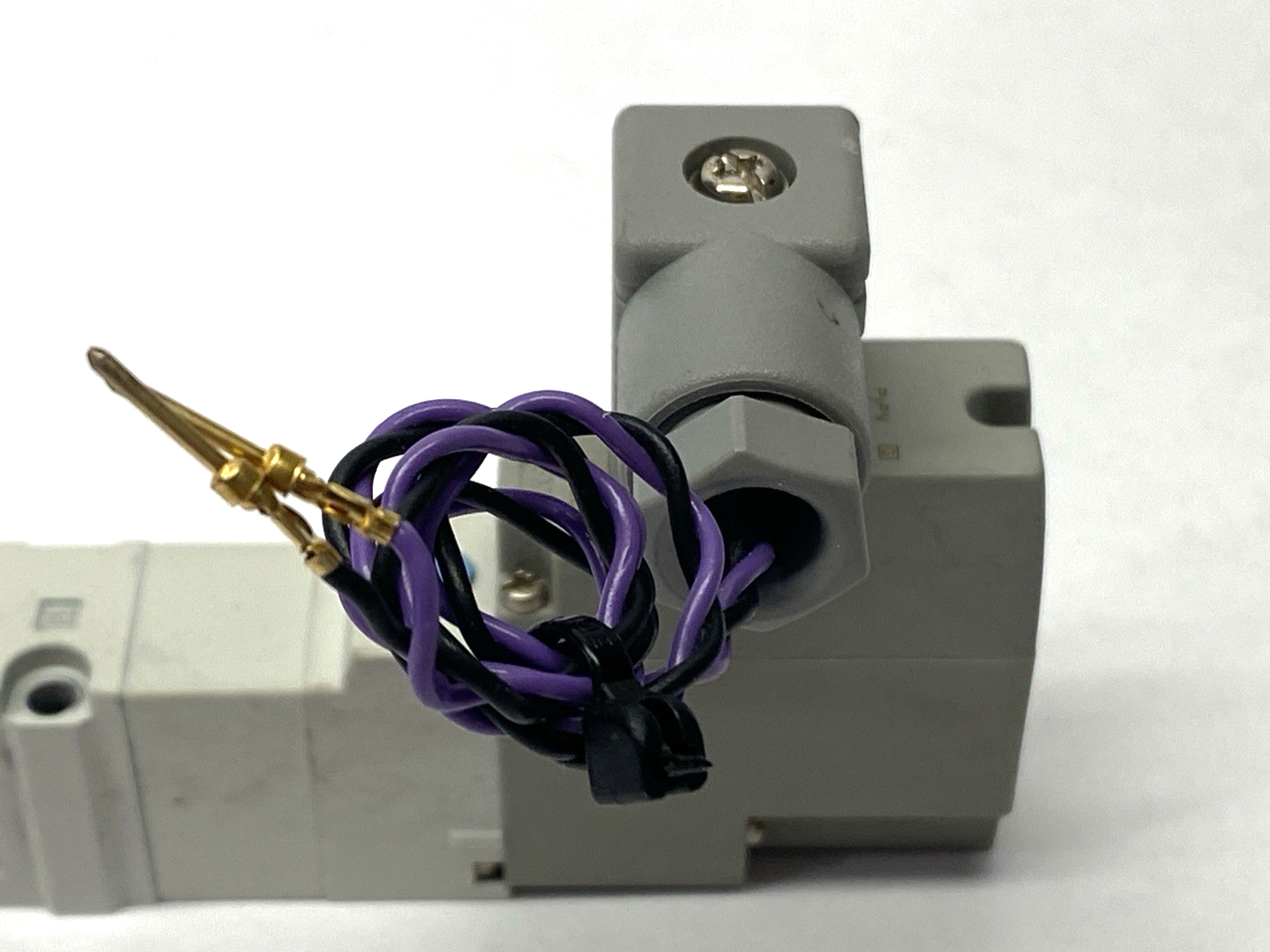 SY5440-6D | SMC Double Solenoid Valve - Used - Maverick Industrial Sales